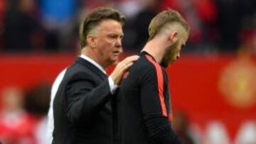 Mala relación. Van Gaal y De Gea han estado casi toda la temporada pasada sin hablarse.