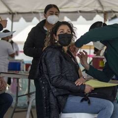 Vacunación de refuerzo Edomex: fechas y sedes para tercera dosis a maestros