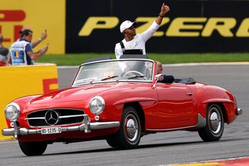 Lewis Hamilton antes de la carrera. 