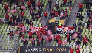 Aficionados del Manchester United en Gdansk Stadium.