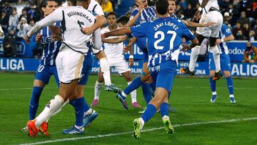 Lucas Vázquez remató así para lograr el gol del triunfo madridista.