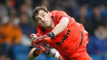 Iker supera a Roberto Carlos con 129 partidos en Champions