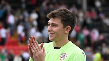 Gaga Slonina en la League One