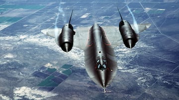 Blackbird: así es el avión más rápido del mundo que va a 3.500 km/h