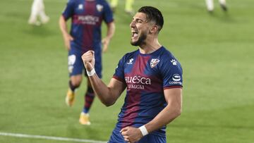 09/04/21 PARTIDO PRIMERA DIVISION
HUESCA - ELCHE
ALEGRIA GOL RAFA MIR
PUBLICADA 11/04/21 NA MA18 1COL