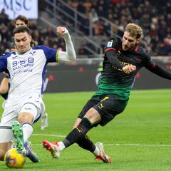 Así fue el gol anulado a Santiago Giménez