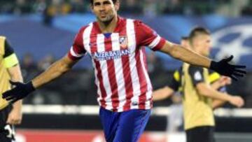 Diego Costa celebra uno de sus dos goles en el Ernst Happel.