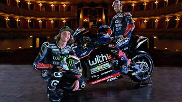 Dovizioso y Binder en el Teatro Filarmonico de Verona.