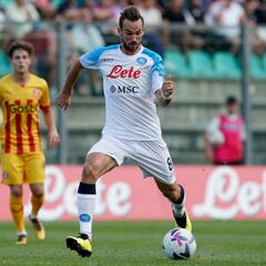 El Nápoles espera al PSG por Fabián y Keylor