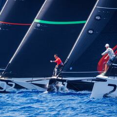 Sled se lleva la regata de entrenamiento de Puerto Portals