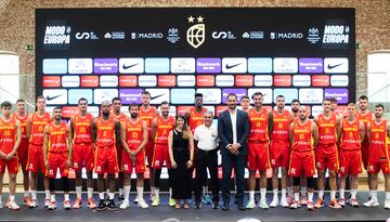 Foto de familia del equipo español de baloncesto que disputará la Eurocopa que se celebrará conjuntamente en Alemania, República Checa, Georgia e Italia entre el 1 y el 18 de septiembre de 2022.