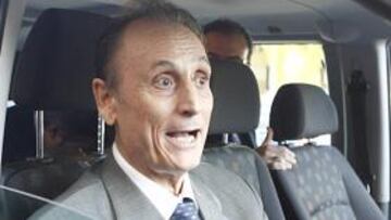 <b>A PUNTO. </b> Lopera venderá definitivamente el Betis en las próximas horas.