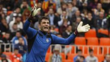 Adán: su renovación, cuando vuelva Macià de vacaciones