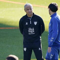 Sergio Pellicer: “Rubén Castro no tiene que demostrar nada, ha marcado goles toda la vida”