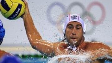 <b>MERO TRÁMITE.</b> La selección española de waterpolo se impuso con comodidad a los griegos.