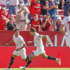Aprobados y suspensos del Sevilla: Entre dibujos animados y películas de terror