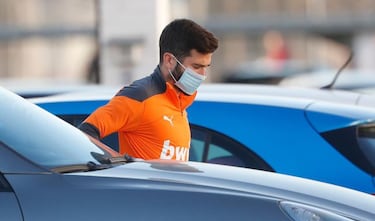 Gayà se someterá este martes a una resonancia tras su lesión