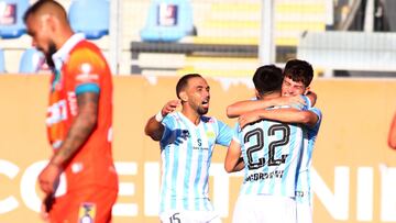 Magallanes continúa su fiesta gracias a Simón Contreras