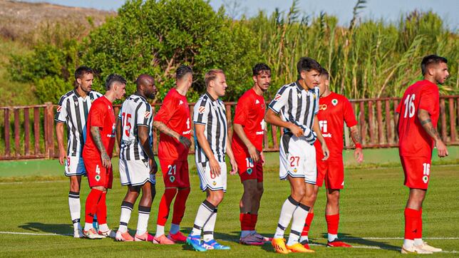 El Castellón sigue ganando en el debut estelar de Romera