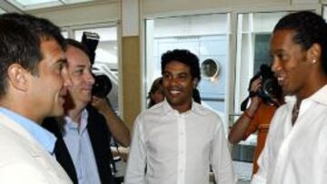 <b>REUNIÓN. </b>Joan Laporta, Alejandro Echevarría, Roberto y Ronaldinho de Assis, en una imagen de archivo.