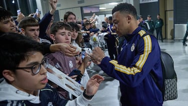Mbappé, a la llegada a Pamplona.