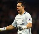 "Claudio Bravo se queda en Manchester City esta temporada"