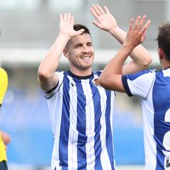El balón parado, primera arma de la Real de Sergio Francisco que se estrena con victoria
