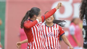 
 El conjunto de Guadalajara llega de ganar el Cl&aacute;sico Tapat&iacute;o para enfrentarse a Santos en la Laguna en la fecha 12, por lo que, en caso de ganar, desbancar&aacute;n a Tigres y ser&aacute;n l&iacute;deres.
 