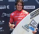 Muere el surfista Israel Barona