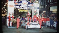 Carlos Sainz celebrando su t&iacute;tulo de campe&oacute;n del mundo en 1992.