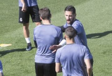 Risas y buen rollo en el entrenamiento del Real Madrid
