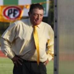 Hernán "Clavito" Godoy vuelve a la banca en Santiago Morning