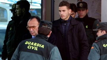 Lucas Hern&aacute;ndez sale del Juzgado N7 de primera Instancia e Instrucci&oacute;n del juicio r&aacute;pido por la presunta agresi&oacute;n a su novia