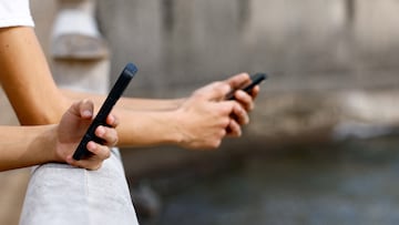 Using a mobile phone in bed reduces emotional connection, and many feel invisible when their partner uses it.