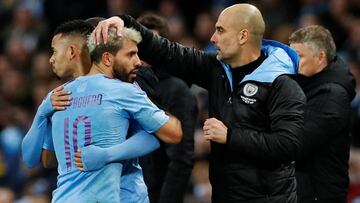 Soccer Football - Carabao Cup - Semi Final Second Leg - Manchester City v Manchester United - Etihad Stadium, Manchester, Britain - January 29, 2020   Manchester City&#039;s Sergio Aguero with manager Pep Guardiola as he was substituted for Gabriel Jesus 