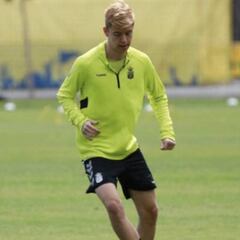 El juvenil Pol Salvador recibe el alta médica tras 48 horas en
observación