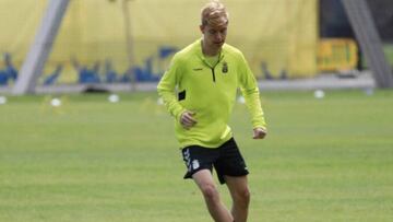 El juvenil Pol Salvador recibe el alta médica tras 48 horas en
observación