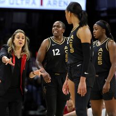 Becky Hammon, mejor entrenadora del año en la WNBA