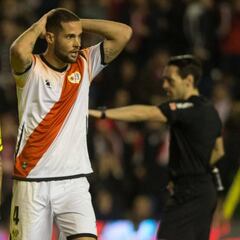 Mario Suárez contesta a la RFEF por la sanción al Rayo: "Espero el mismo rasero para todos"