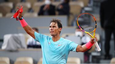 Nadal calienta en el frío París