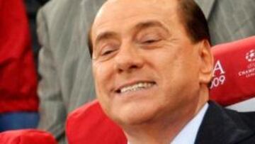 PERSONAJE ATÍPICO. El presidente del Milán podría deshacerse del club de sus amores para evitar que afecte a su particular carrera política.