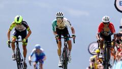 PEYRAGUDES, FRANCE - JULY 20: (L-R) Aleksander Vlasov of Russia and Team Bora - Hansgrohe and Nairo Alexander Quintana Rojas of Colombia and Team Arkéa - Samsic cross the finish line during the 109th Tour de France 2022, Stage 17 a 129,7km stage from Saint-Gaudens to Peyragudes 1580m / #TDF2022 / #WorldTour / on July 20, 2022 in Peyragudes, France. (Photo by Michael Steele/Getty Images)