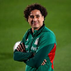 América se despide de Guillermo Ochoa