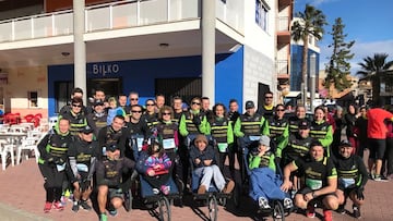 Miembros del Club de Atletismo AVAPACE Corre