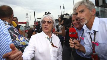 Damon Hill junto a Bernie Ecclestone.