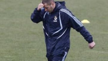 Benzema y Drenthe continúan con su recuperación en el gimnasio