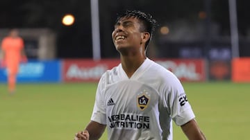 El mediocampista angelino de 18 años cuenta con 30 partidos disputados con el primer equipo de LA Galaxy.