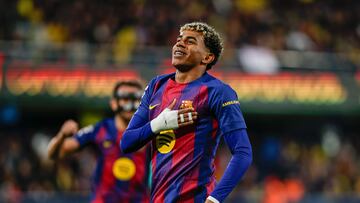 ¡Humildad! Lamine Yamal aprovecha Navidad y juega con niños en la playa