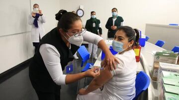 Vacunación CDMX para personal de salud privado: fecha, horarios y dónde pedir cita