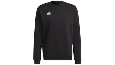 Esta sudadera Adidas es un básico todoterreno que pega con todo